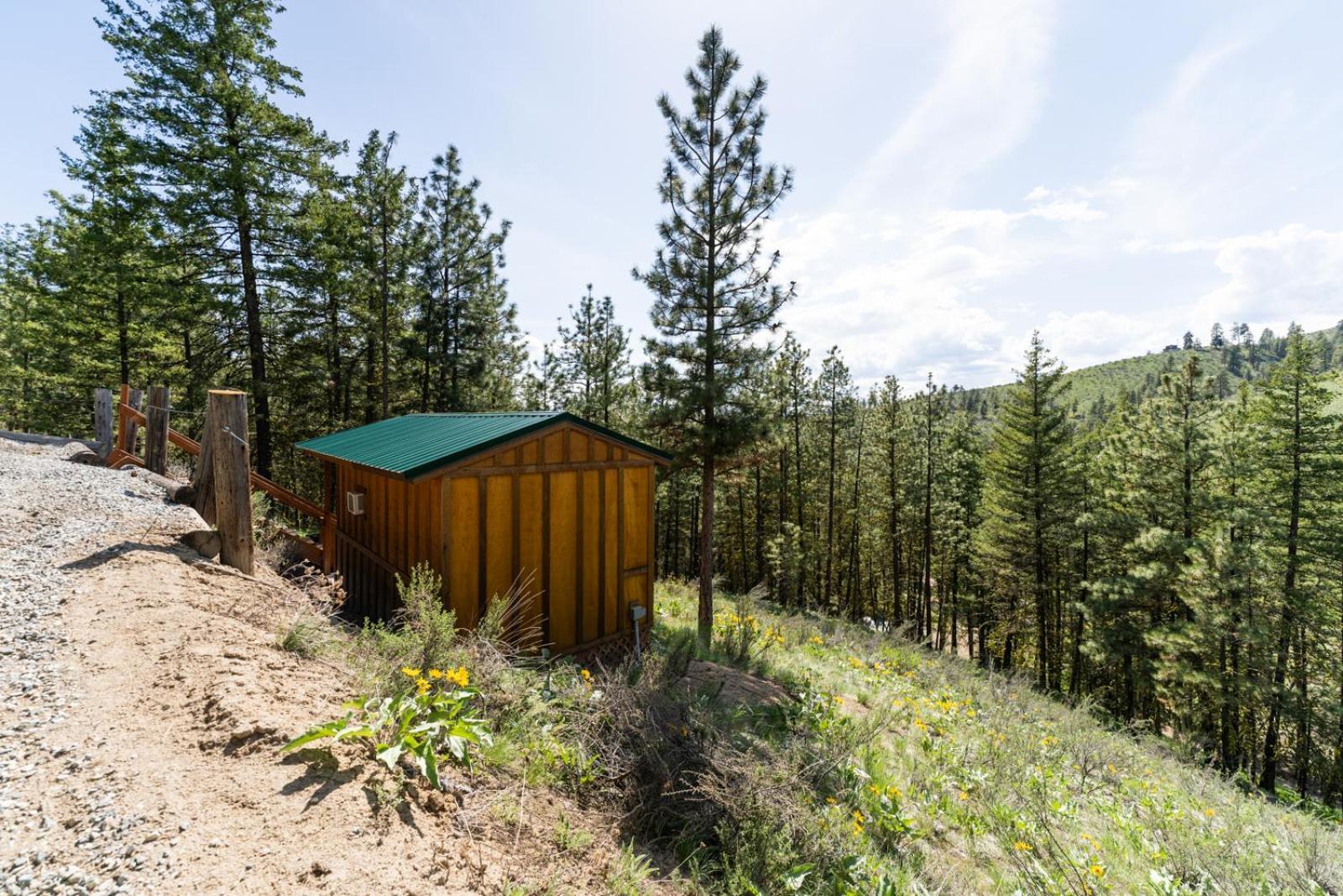 Echo Valley Resort + Cabins Manson Exterior foto